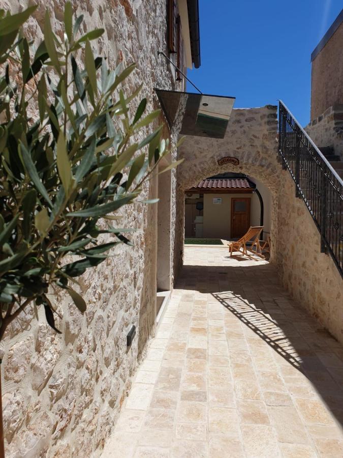 Villa Kameni Dvori Sveti Filip i Jakov Buitenkant foto